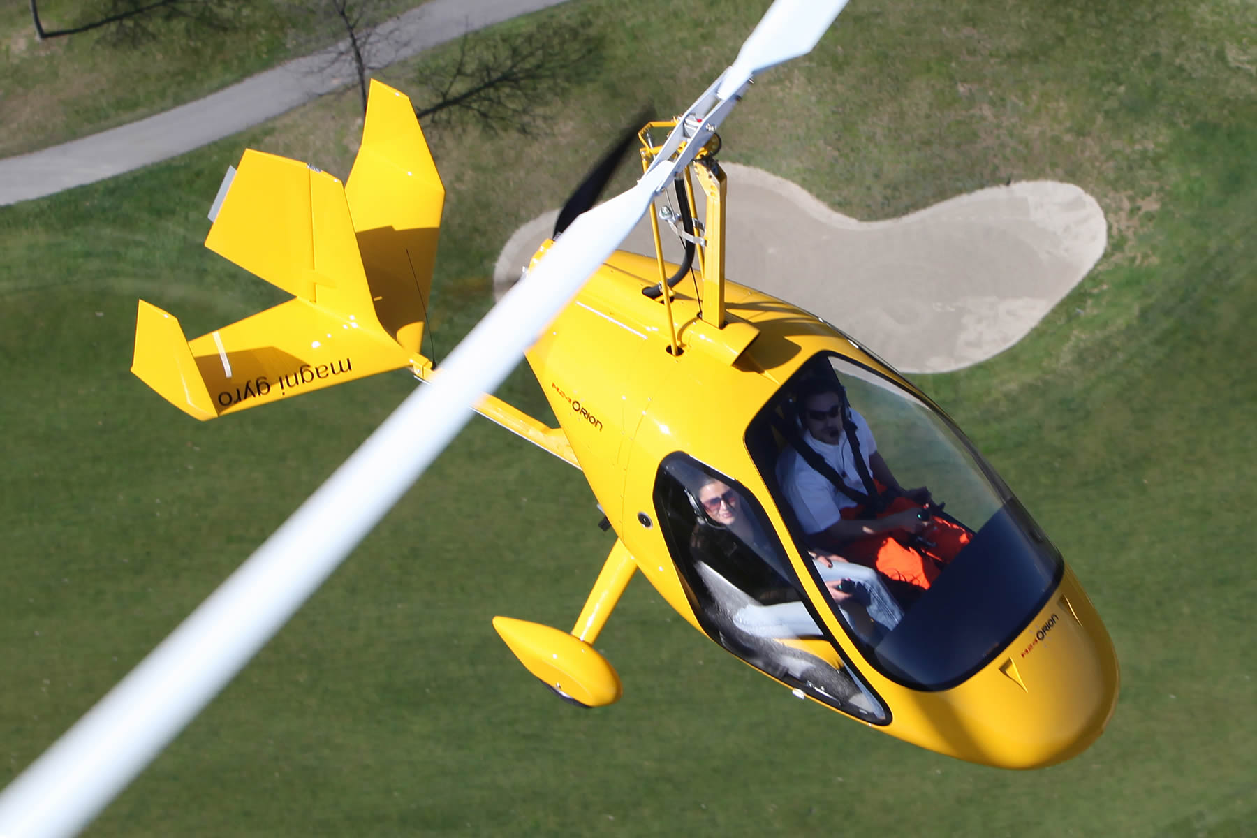 /FlyDonna/magnigyro/s4.jpg